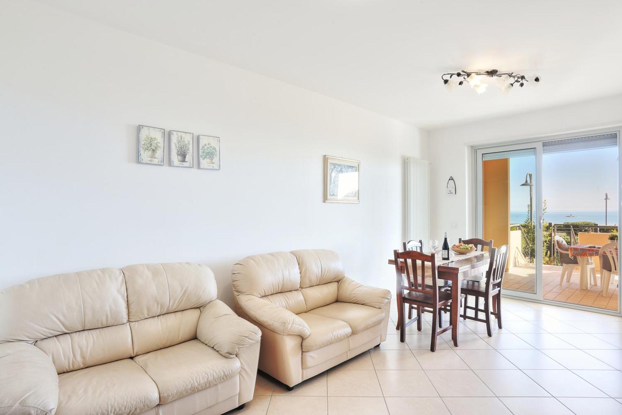 Mazzarosa Residence Roseto Degli Abruzzi Exterior photo
